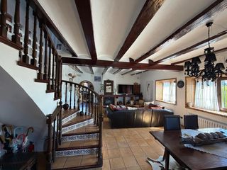 Bauernhof in Meliana. Espectaculares casas de huerta  con dos estilos  diferentes , un