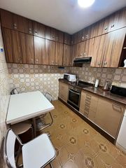 Pis a Meliana. Amplia vivienda en avenida principal de meliana con 2 plazas de