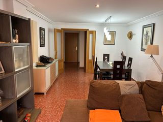 Piso en El Molí. Bonita  vivienda de proteccion oficial en torrente  con garaje y