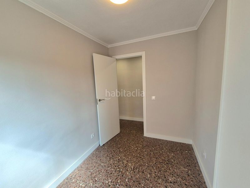 Foto b7aad6d4-41cf-4ab4-8e50-222a6360bc72. Pis a Parc Central Paterna