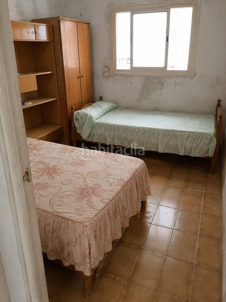 Foto c9c11c4c-c173-4f79-8242-85d13b181776. Pis a Torrefiel Valencia