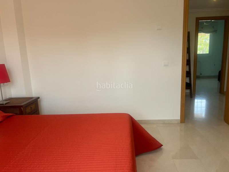 Foto 0db73899-c84f-477a-9c4f-d654014968b4. Casa amplio chalet pareado con piscina privada en la almajada a pocos minutos de la playa san juan. en Mutxamel