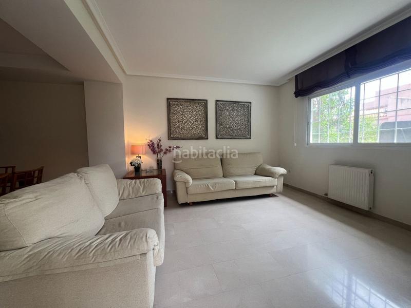 Foto 114dd2e5-3bd2-4cd3-94ec-ccc46026854e. Casa amplio chalet pareado con piscina privada en la almajada a pocos minutos de la playa san juan. en Mutxamel