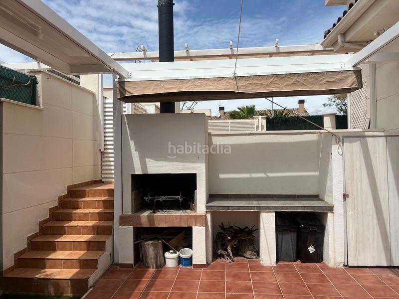 Foto 22cefaf9-1c7d-4758-8e96-ca870617fc80. Casa amplio chalet pareado con piscina privada en la almajada a pocos minutos de la playa san juan. en Mutxamel