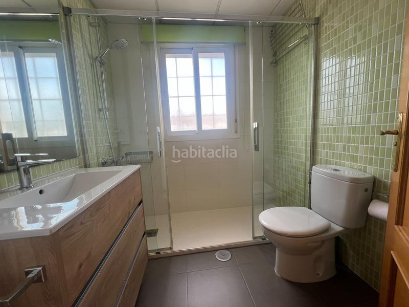 Foto 616ecf96-c1eb-4c06-a906-a586feee8d64. Casa amplio chalet pareado con piscina privada en la almajada a pocos minutos de la playa san juan. en Mutxamel
