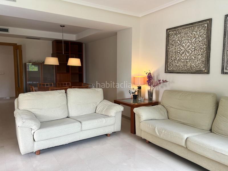 Foto ab7b0983-6011-4881-9080-4393ac47f1bc. Casa amplio chalet pareado con piscina privada en la almajada a pocos minutos de la playa san juan. en Mutxamel