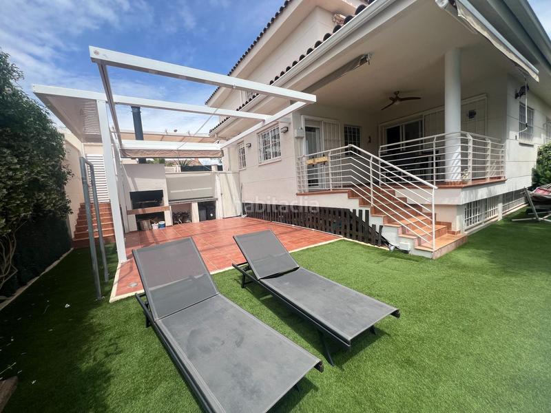 Foto db3577d1-a73f-43bb-9933-1a4c44aad0b9. Casa amplio chalet pareado con piscina privada en la almajada a pocos minutos de la playa san juan. en Mutxamel