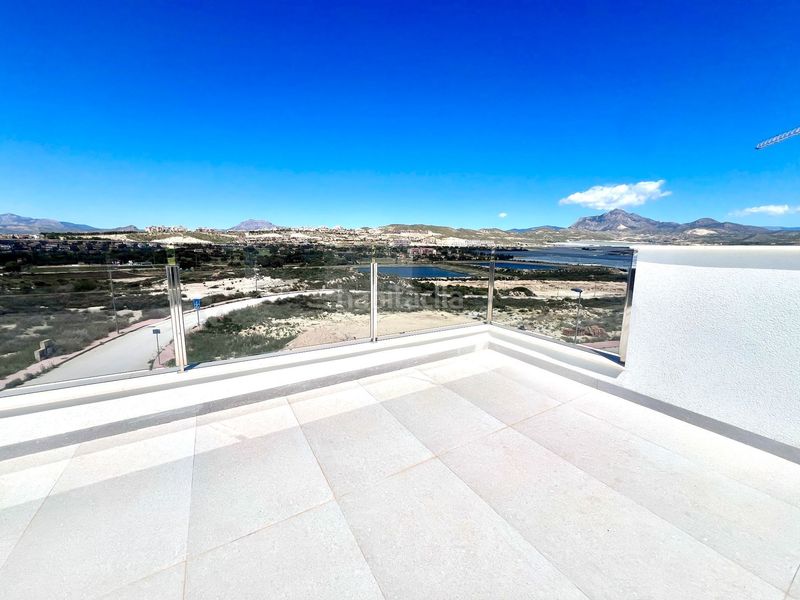 Foto bca29283-2444-4434-ab7d-085195dcff11. Casa amb calefacció piscina a Bonalba-Cotoveta Mutxamel