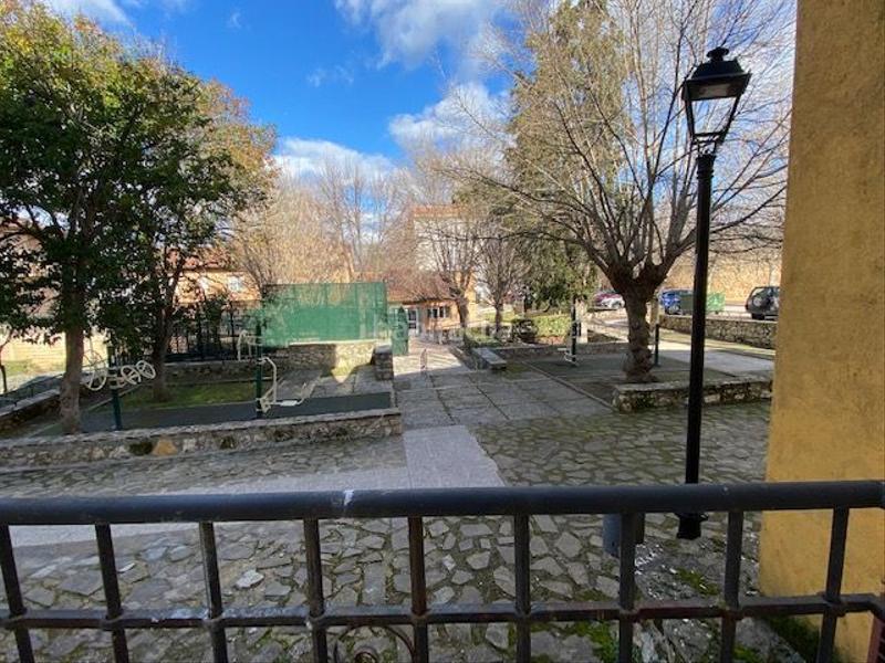 Foto 3f8814db-e504-443d-8689-96348c9316de. Piso bonito dúplex con 4 dormitorios , guadalajara en Sacedón
