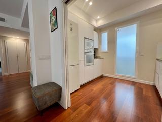 Etagenwohnung  Luceros. Vivienda con luz, altura y carácter junto a plaza de luceros  av