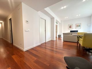 Pis  Luceros. Vivienda con luz, altura y carácter junto a plaza de luceros  av