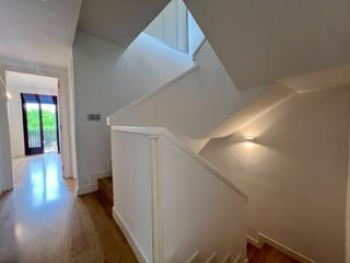 Casa  Polín la porta. Vende  espectacular bungalow en 4 plantas con vistas al campo de