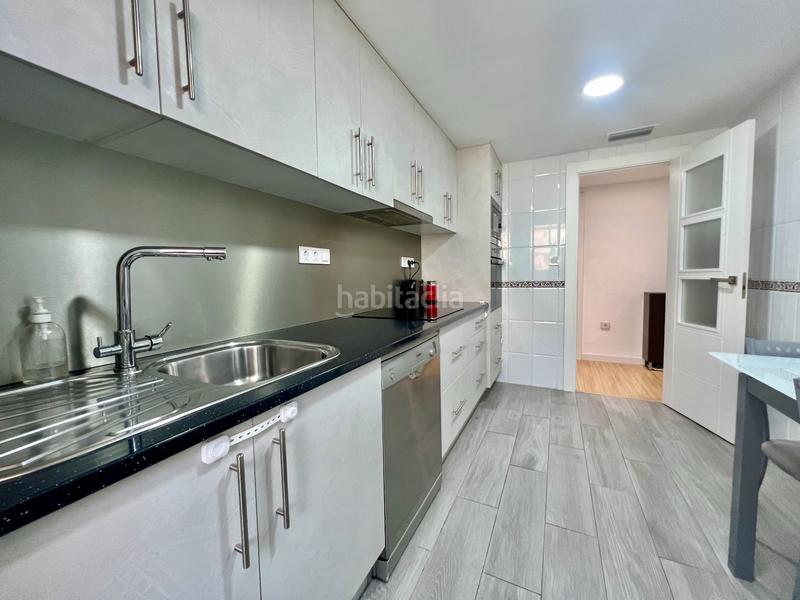 Foto 194772dc-a660-44a7-97a6-5d477397ef00. Appartamento con riscaldamento piscina in Albufereta Alicante