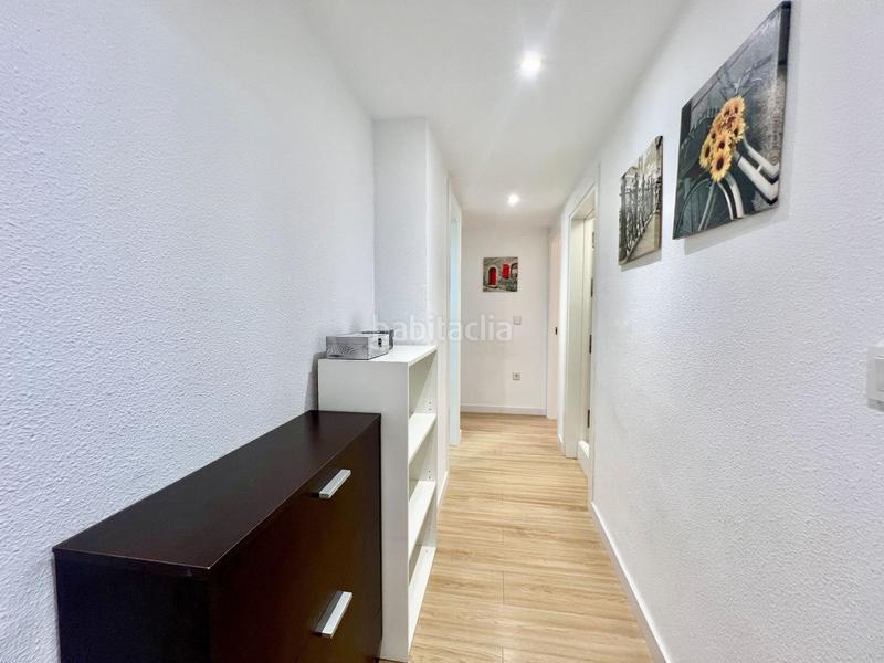 Foto 40a47262-7663-4223-8fc6-5ec437107ed4. Piso  con gran terraza en av. miriam blasco. en Alicante