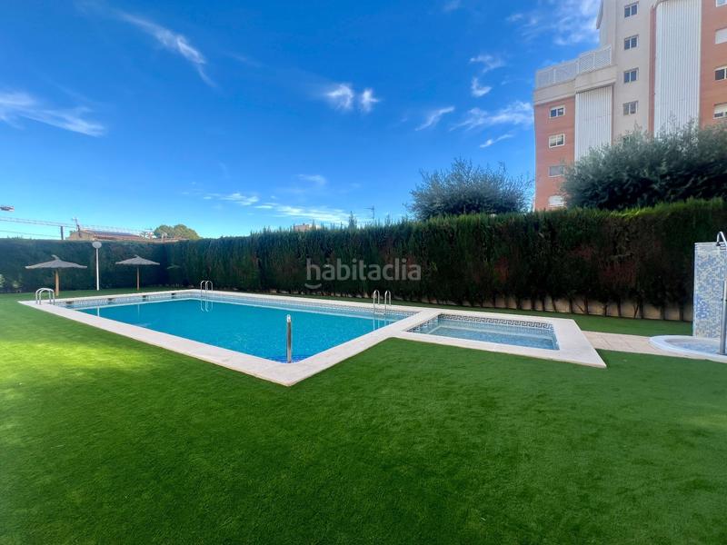Foto 7f4036a6-7320-49b3-b618-65c0bc266f1a. Piso  con gran terraza en av. miriam blasco. en Alicante