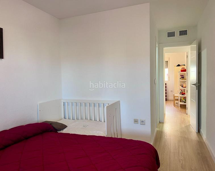 Foto 934711d6-7fd3-4abd-bcaf-6aad3e56b5b8. Piso  con gran terraza en av. miriam blasco. en Alicante