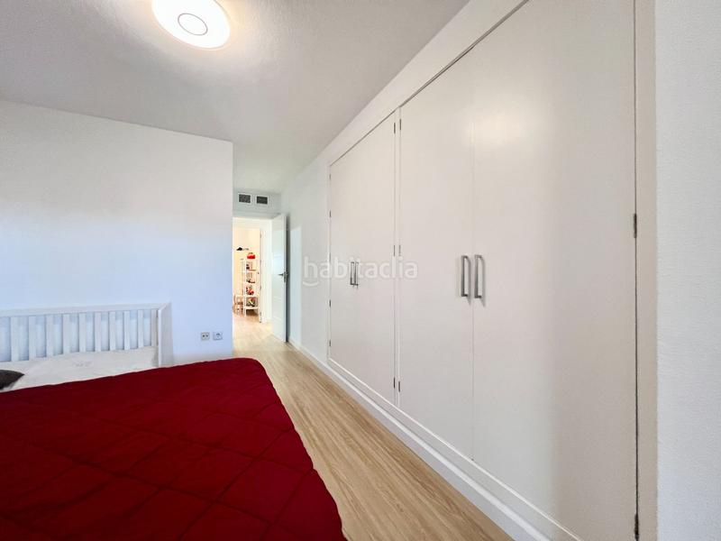 Foto a23ef700-c7c8-48ac-890c-40468f4c9f16. Piso  con gran terraza en av. miriam blasco. en Alicante