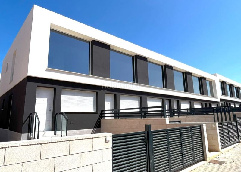 Foto 77b68dc7-3805-4979-9898-1d3fcac540f6. Casa amb calefacció piscina a Monte y Mar Santa Pola