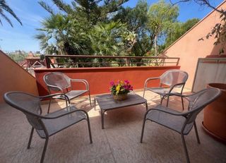 Casa  Maigmona. Chalet adosado reformado con 5 dormitorios, terrazas, sótano y g