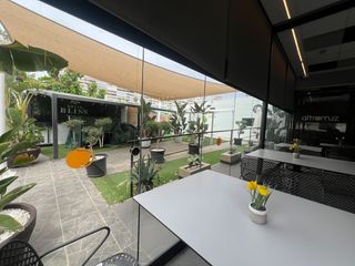 Rent Business premise  Holanda. Ofrece oportunidad de negocio restaurante en playa san juan tota