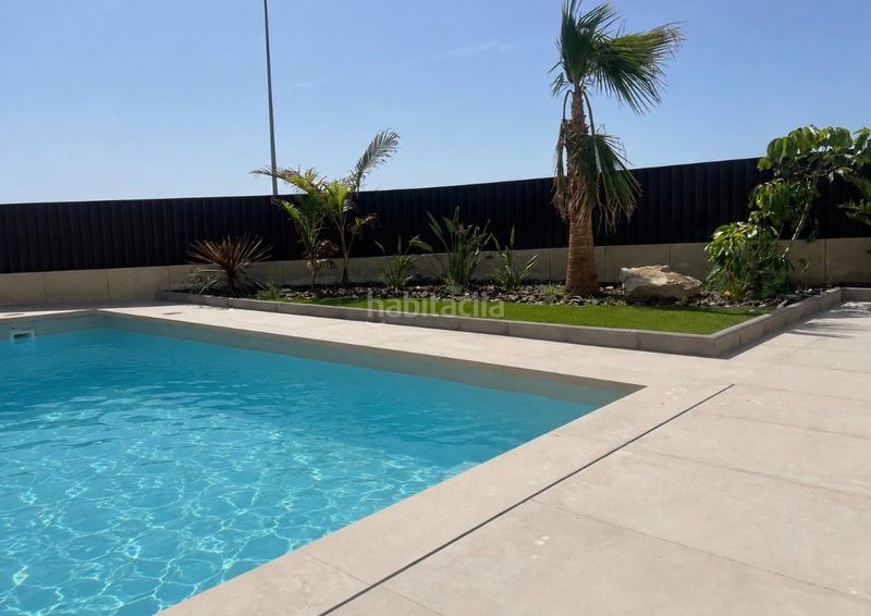 Foto 8bfb21f2-4319-4e27-a382-448f4e8bd2ca. Casa amb calefacció piscina a Bonalba-Cotoveta Mutxamel