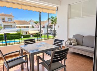Duplex  Conrado albaladejo. Dúplex en el campo de golf de playa de san juan, terraza con vis