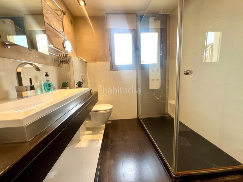 Foto 21335308-bb21-4faf-b299-cf16704db302. Alquiler apartamento alquila por temporada de octubre a mayo impresionante ático con vistas espectaculares al mar. en Altea