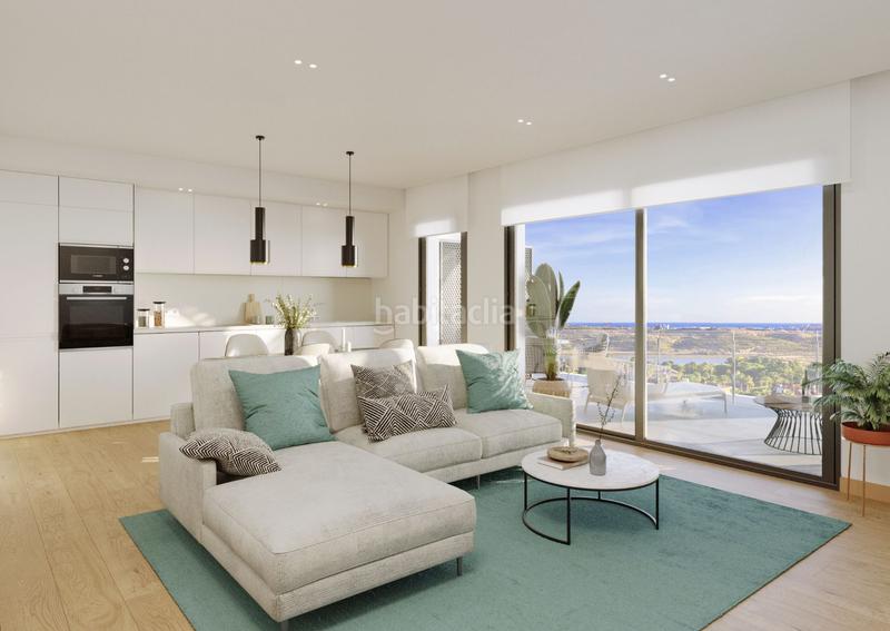 Foto e556a090-b423-493c-91b3-b8ccd37164c4. Apartamento bajo con amplia terraza con vistas al mar en bonalba golf en Mutxamel