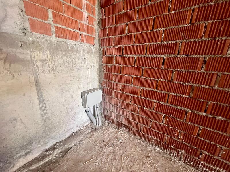 Foto aa4925ea-2ce4-4c77-b8ce-91638de572d7. Alquiler local comercial  en nou nazaret, playa san juan en San Juan de Alicante