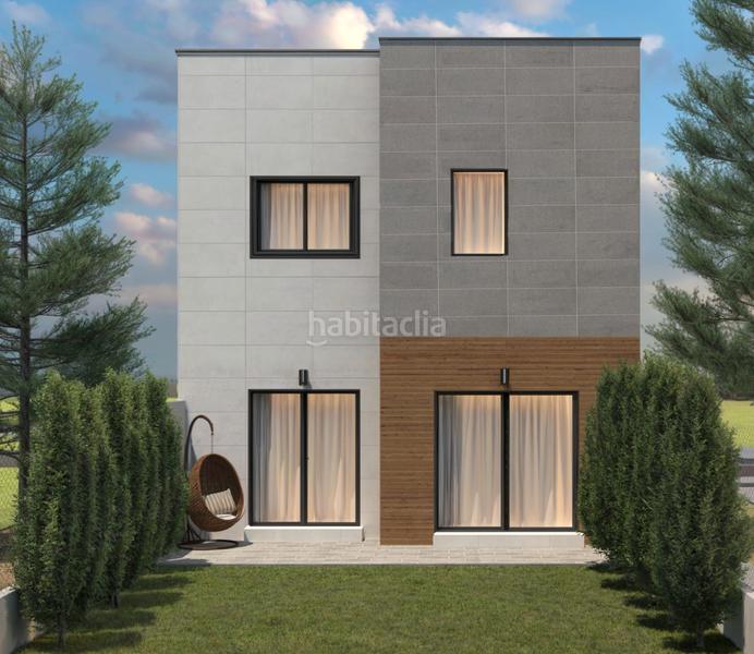 Foto 71cde1c3-aa10-46fc-ae79-0e393eaaf651. Casa adossada a Fuentebella-San Fermín-El Leguario Parla