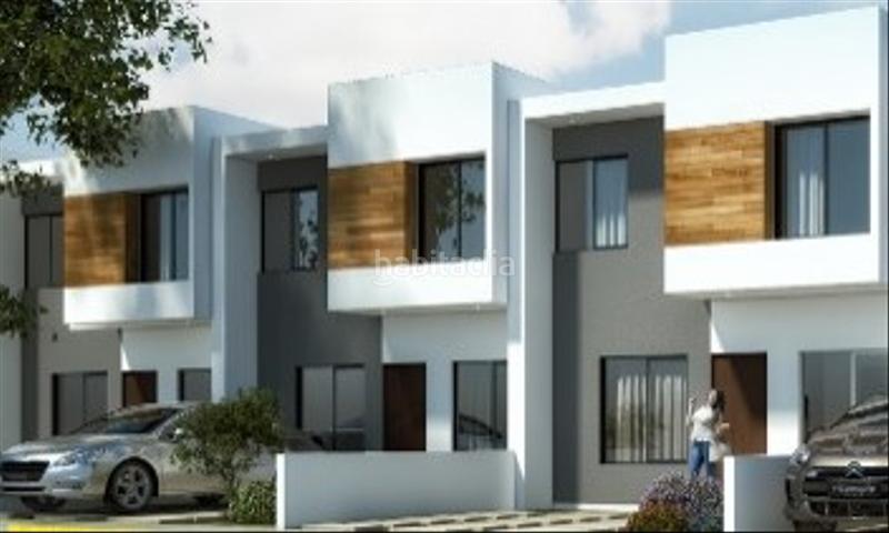 Foto 6932e29a-7389-4565-9284-518867af4487. Casa adossada a Fuentebella-San Fermín-El Leguario Parla