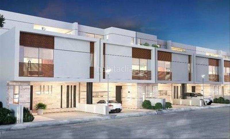 Foto 01514ee0-526b-48b8-a01b-af7721e2aabb. Maison jumelée dans Carranque