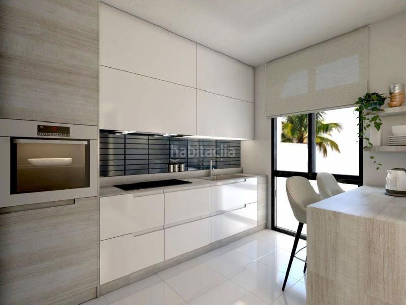 Foto 4d6f91f7-373b-4762-8a04-0d4b93c9954f. Maison jumelée dans Carranque