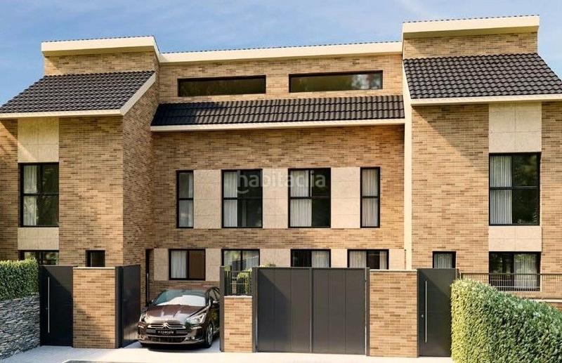 Foto 651ab9ff-b6c2-48ff-bdff-2381fa9ea86e. Maison jumelée dans Carranque