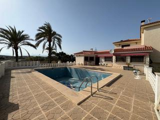 Chalet  Calle ruda-entredos. Chalet independiente en venta en las paulinashogar provincial al