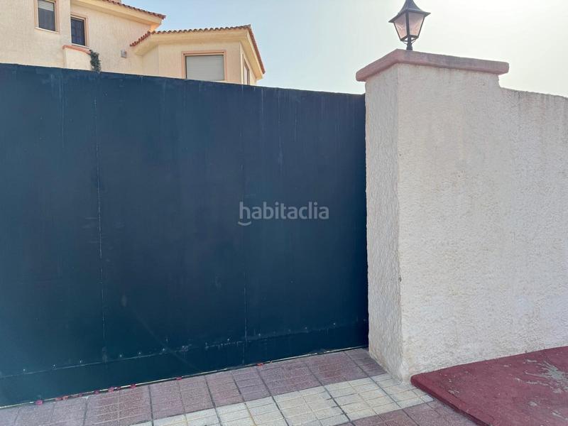 Foto 51586446-2635-4312-94aa-cd323f8c0816. Chalet  independiente en venta en las paulinashogar provincial en Alicante