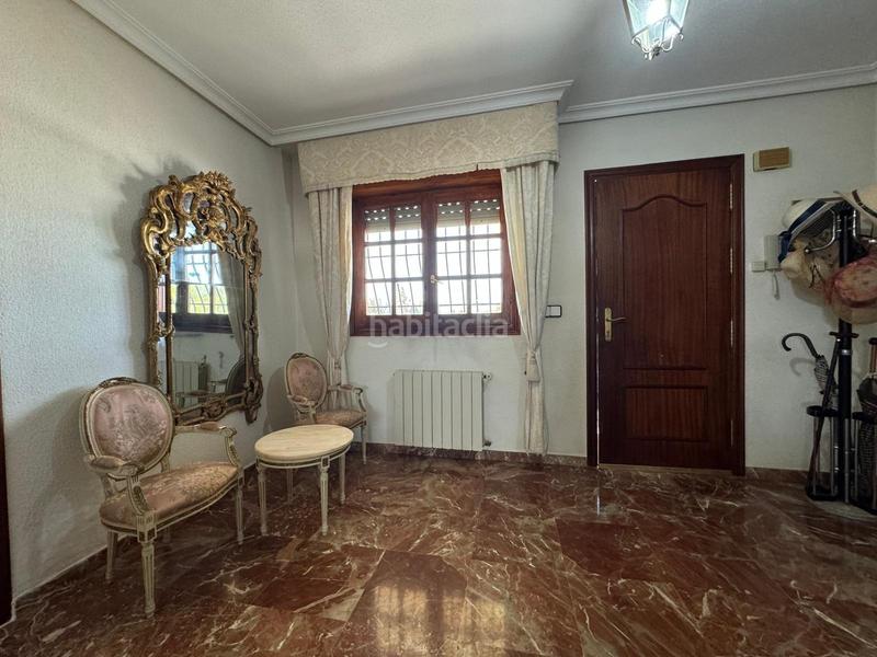 Foto 6a23474b-b235-4344-b1e8-699b30cedd96. Chalet  independiente en venta en las paulinashogar provincial en Alicante