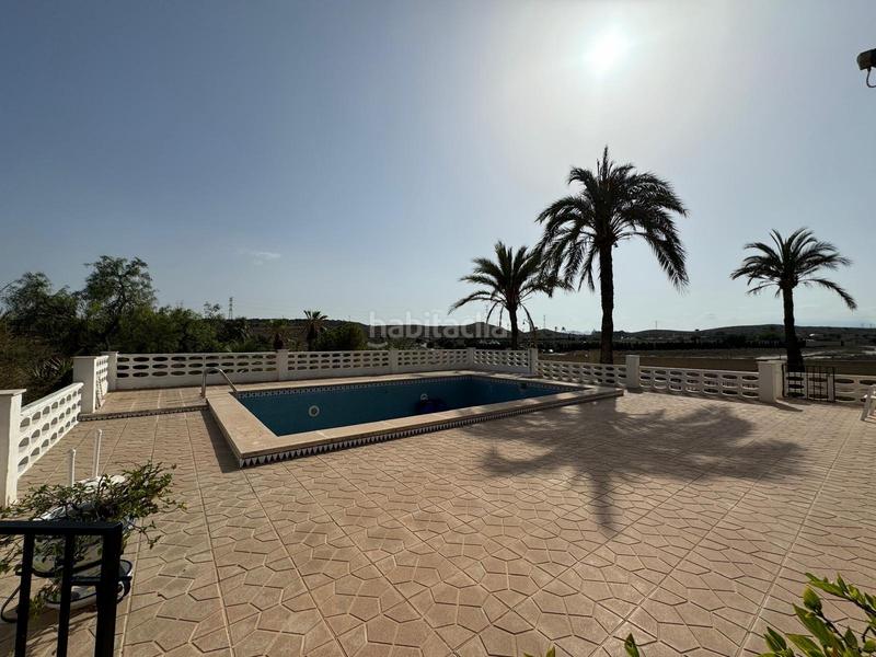 Foto 8b99e8ec-8319-42db-9837-0b1183c9690c. Chalet  independiente en venta en las paulinashogar provincial en Alicante