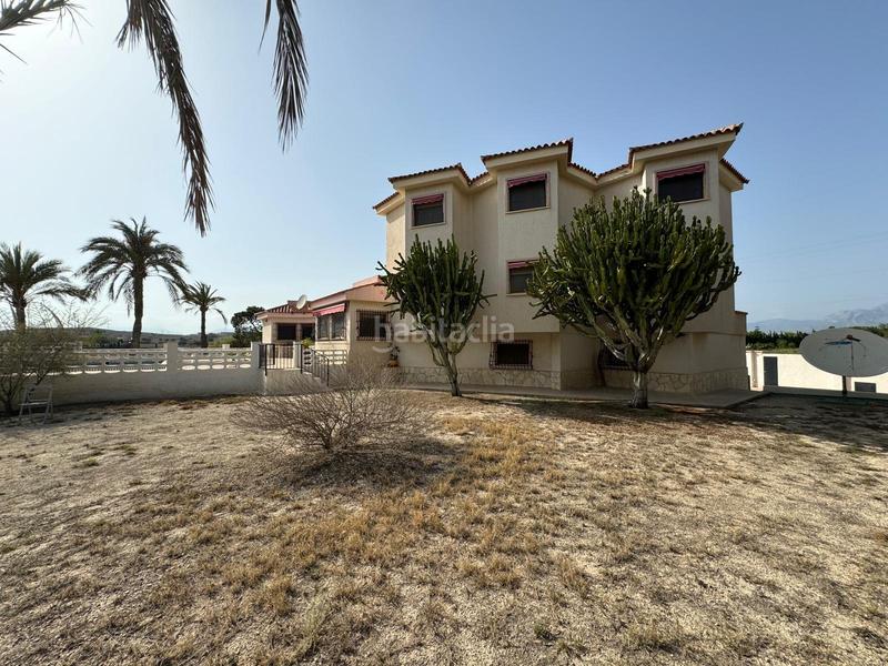 Foto c7cfd812-4b1d-49c7-804e-d3a77fd28d03. Chalet  independiente en venta en las paulinashogar provincial en Alicante