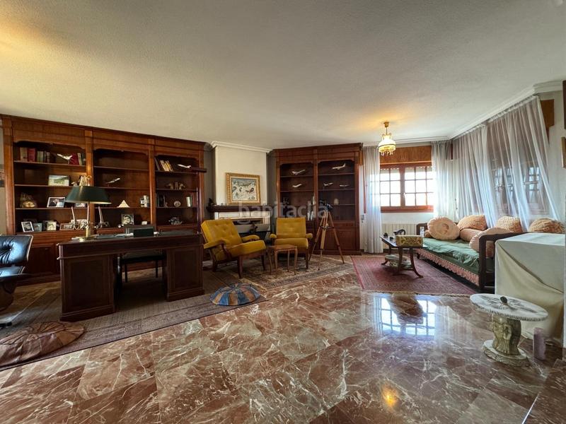 Foto d4f5d261-6f21-485b-a3b7-63d52900e195. Chalet  independiente en venta en las paulinashogar provincial en Alicante