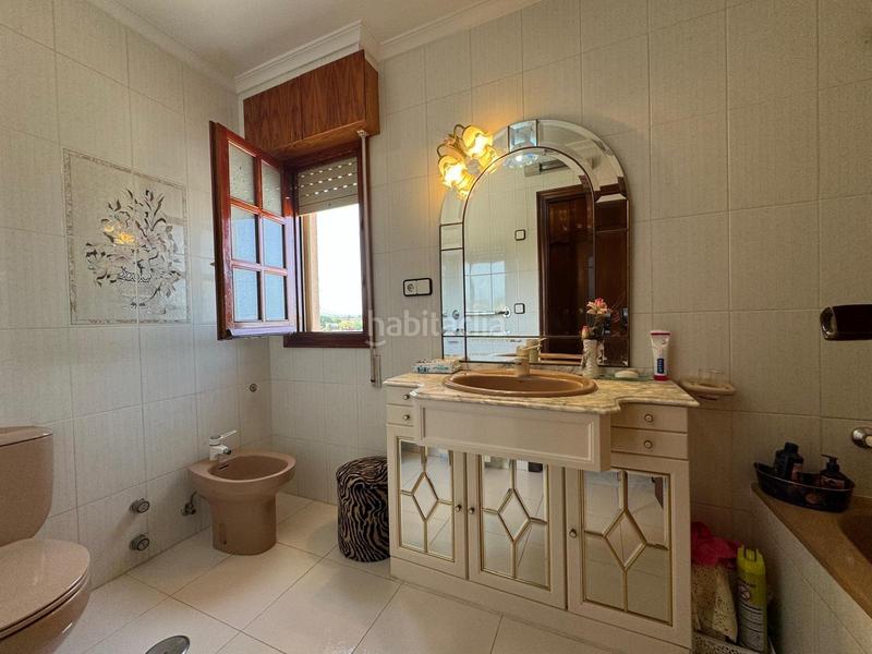 Foto f7748740-6f20-45d8-b95e-850dab9b4253. Chalet  independiente en venta en las paulinashogar provincial en Alicante