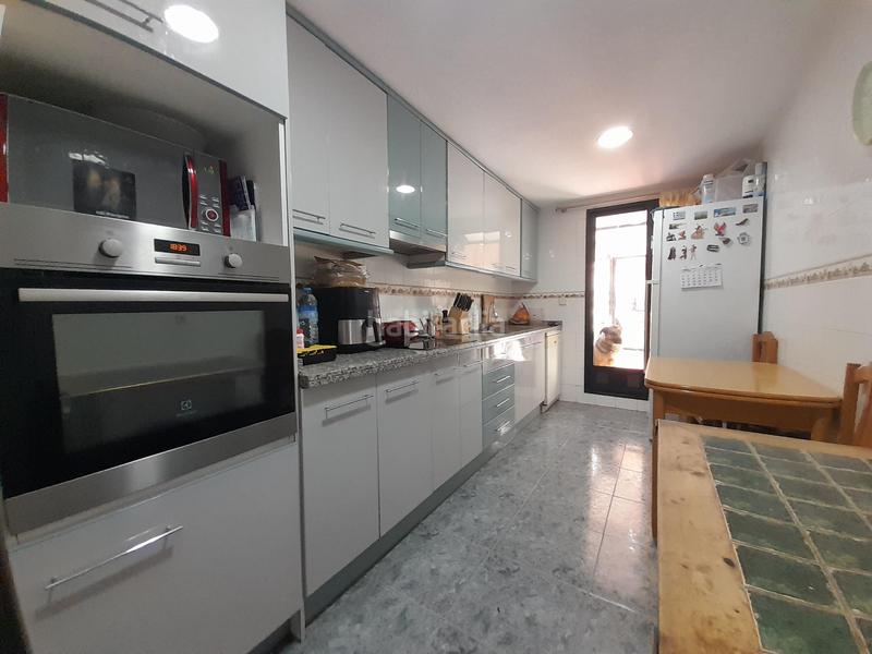 Foto 4bd39a99-9d8f-4685-abd2-8e46fb0d212b. Pis amb calefacció aparcament piscina a Garbinet - Parque de las Avenidas Alicante