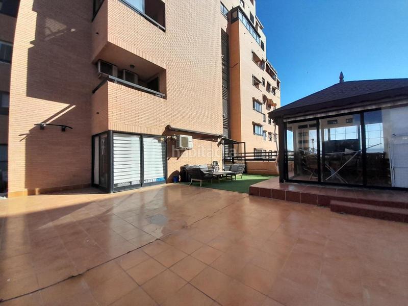 Foto 5f064124-78e2-4246-b9a5-673eb0b4ada8. Pis amb calefacció aparcament piscina a Garbinet - Parque de las Avenidas Alicante