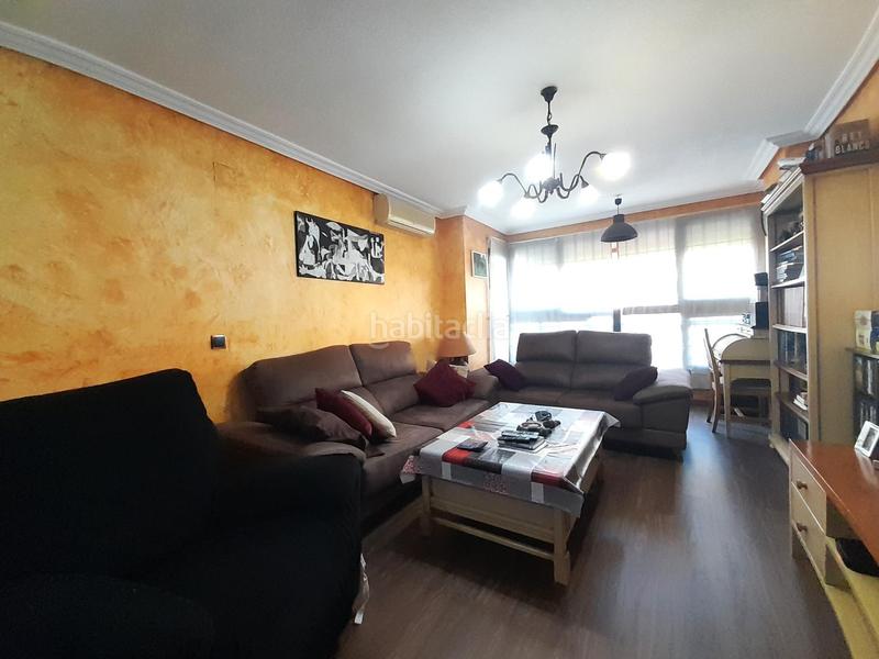 Foto dd894f66-33c3-4943-86bd-974f9f314ab7. Pis amb calefacció aparcament piscina a Garbinet - Parque de las Avenidas Alicante