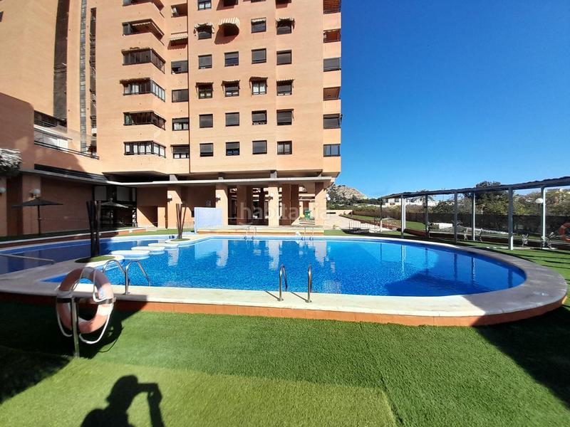 Foto fbd95c2b-ed6f-440c-a166-afff21aa4bf9. Pis amb calefacció aparcament piscina a Garbinet - Parque de las Avenidas Alicante