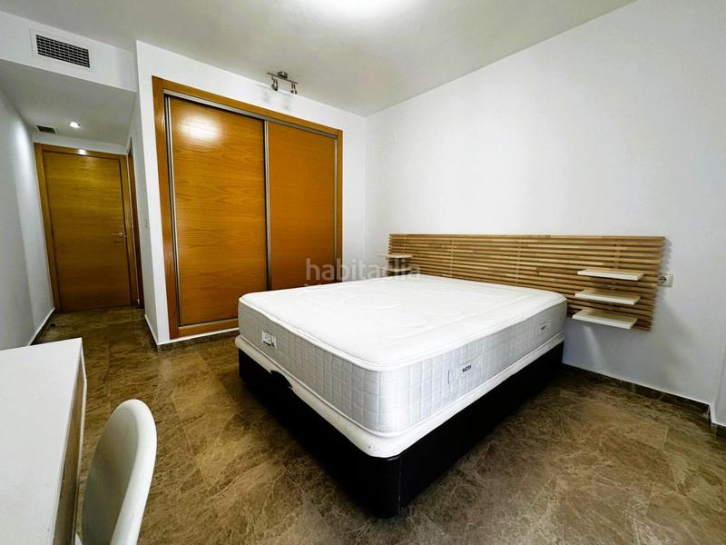 Foto 7de25f33-4811-4e0a-aae9-a5591fdae94e. Location appartement avec chauffage parking piscine dans Alicante