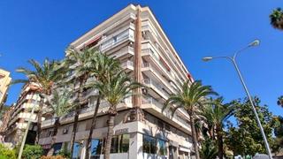 Appartement à Raval Roig - Virgen del Socorro. Piso en venta en alicante  zona raval roig  playa del postiguet