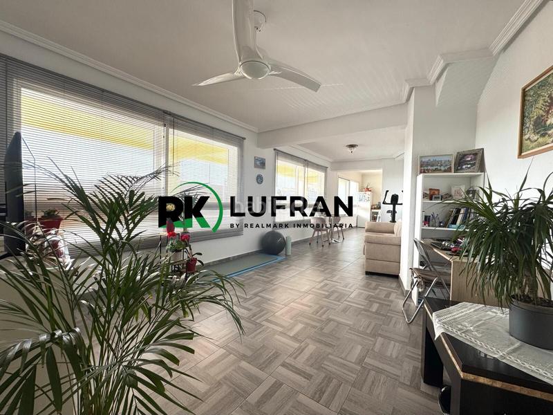 Foto a5346c09-ec71-4654-b792-d0cb66ed7304. Pis amb aparcament a Goteta Alicante