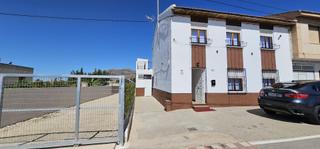 Edifici en Desamparados - Hurchillo - Torremendo. Venta edificio con 12 habitaciones para alquiler en orihuela