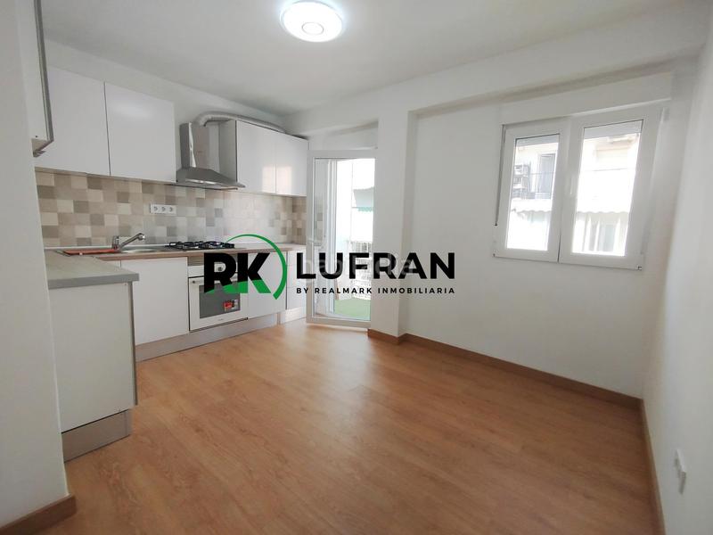 Foto b0b8a527-3249-4f3a-bbf6-7e8272f09481. Flat in Pla de Bon Repós Alicante